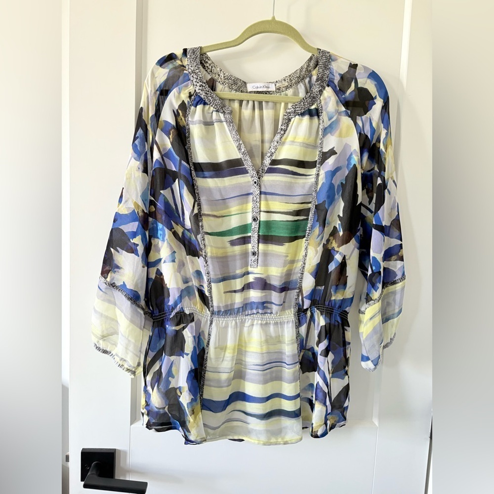 Calvin Klein Blue and Yellow Patterned Blouse